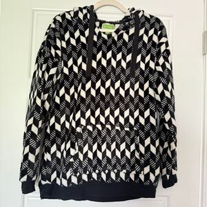 Vera Bradley Black and White Geometric Hoodie